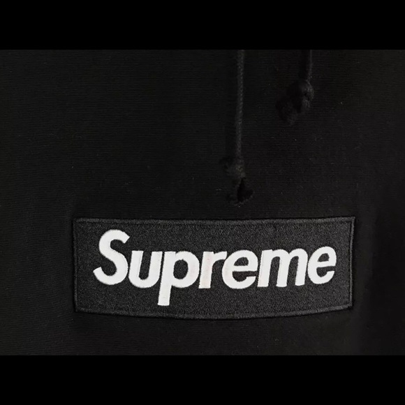 Supreme Box Logo Hoodie- Black on white; FW16 - Picture 5 of 8